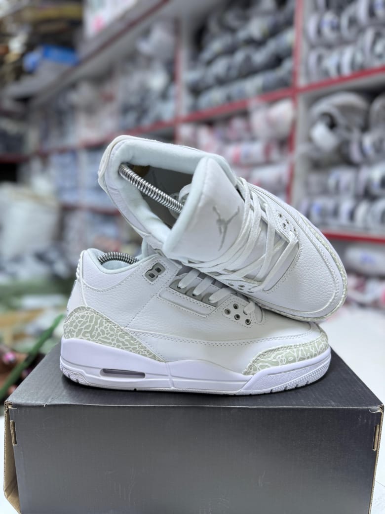 ⚡NEW COLLECTION  Jordan 3 sneakers easier to walk with and for all day comfort available in multiple sizes(37-45)💯and colors(black white grey navy blue brown and pink)💯 to match your vibe⭐