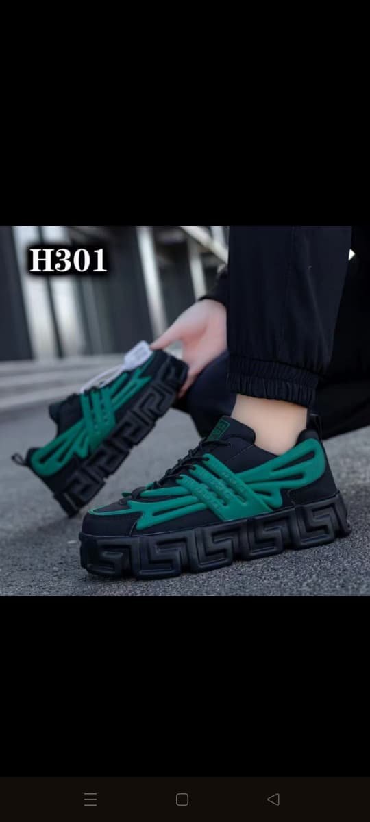 ⚡NEW ARRIVAL MEN'S sneakers easier to walk with and for all day comfort⭐designed with breathable upper,cushioned insole and non-slip rubber sole available in multiple sizes💯 to match your vibe⭐