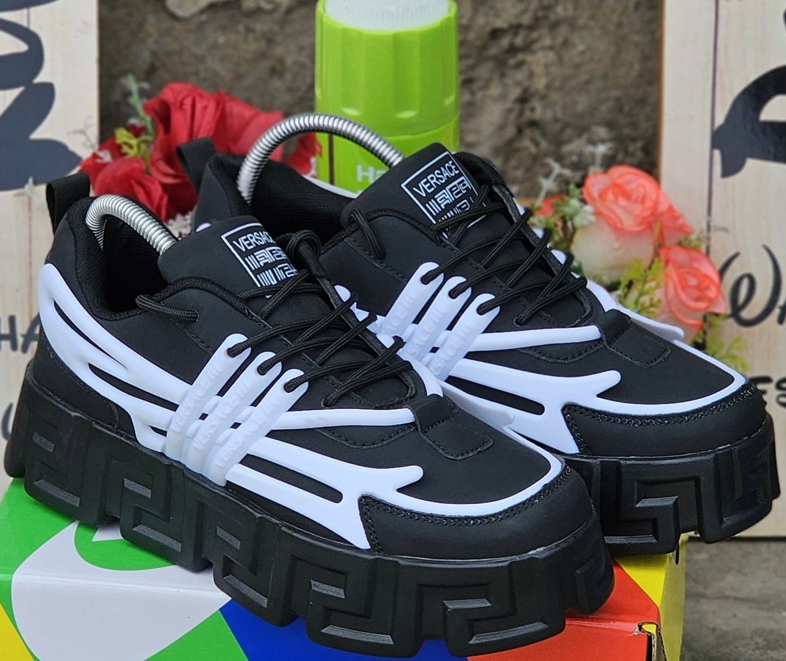 ⚡NEW ARRIVAL MEN'S sneakers easier to walk with and for all day comfort⭐designed with breathable upper,cushioned insole and non-slip rubber sole available in multiple sizes💯 to match your vibe⭐