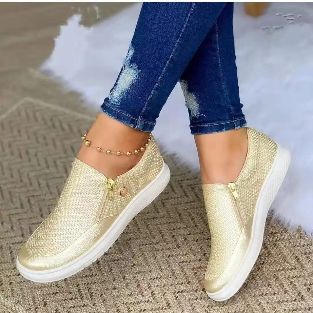 ⚡NEW IN STOCK ORIGINAL⚡  ladies/women's shoes made of leather and rubber soles for comfort easy to walk with this cute elegant ladies heels different color and sizes available💯
