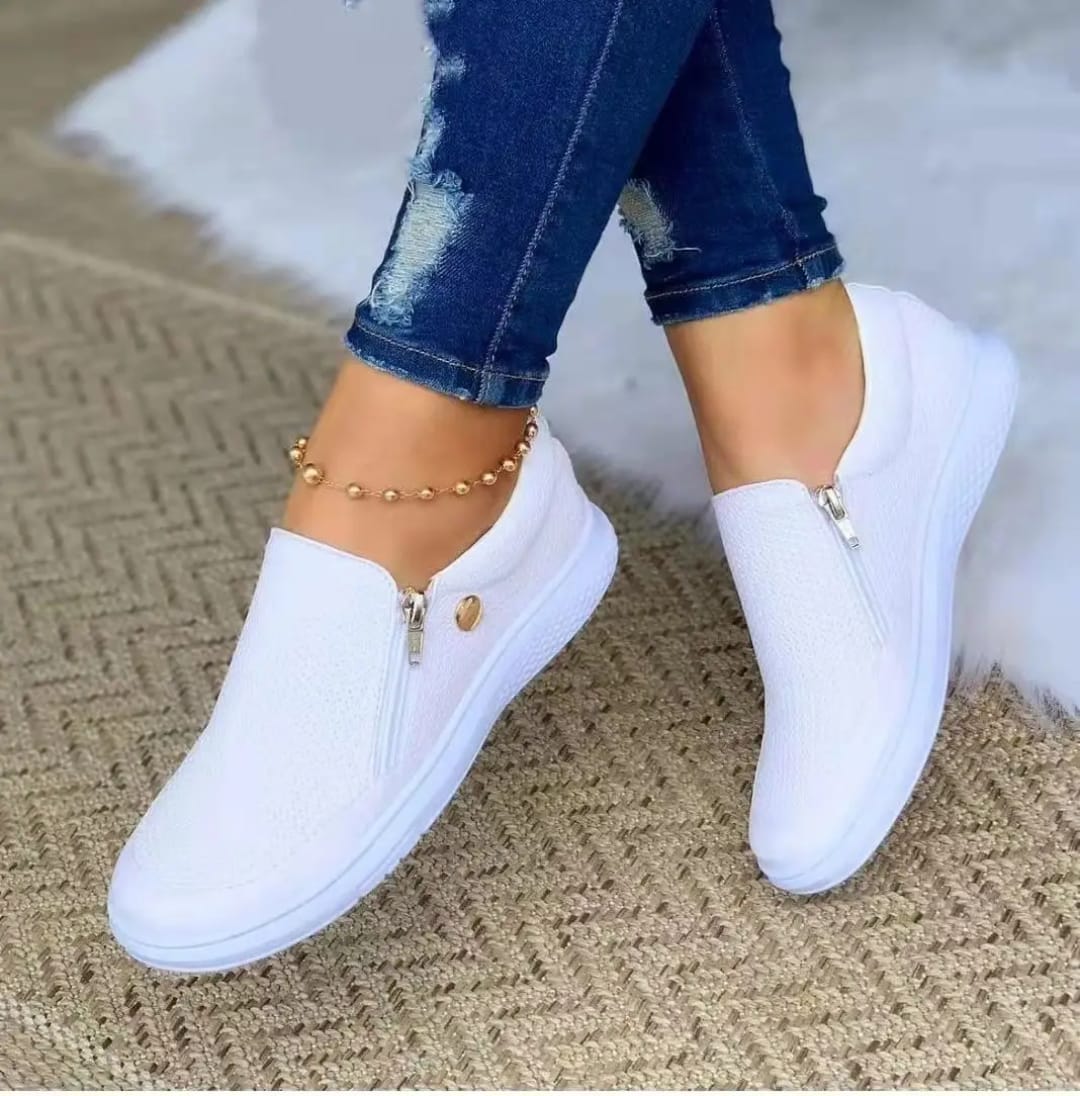 ⚡NEW IN STOCK ORIGINAL⚡  ladies/women's shoes made of leather and rubber soles for comfort easy to walk with this cute elegant ladies heels different color and sizes available💯