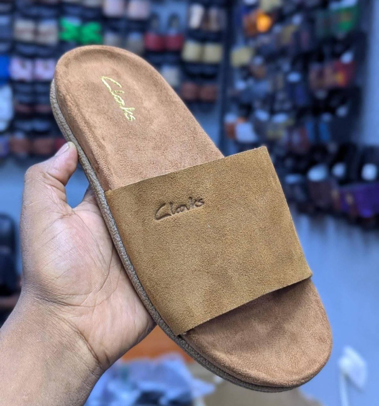 NEW ARRIVAL MEN SANDALS OUTFIT🔥High quality classic mens flats mule/clogs ooficial rubber all season wearing and favoring all weathers bilionare sunny out fit good ffor men✨❤‍🔥very cute looking 🥰😘