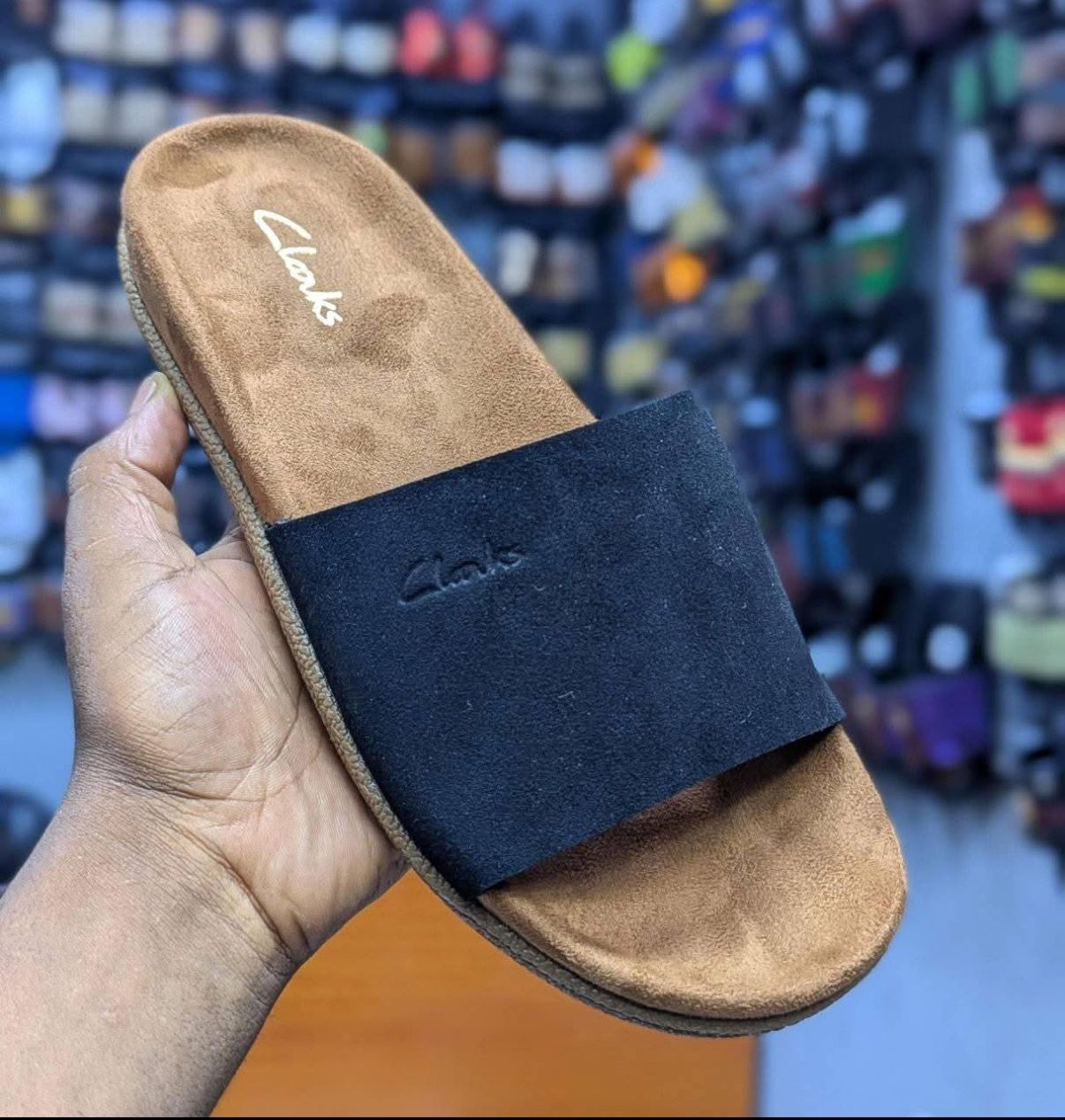 NEW ARRIVAL MEN SANDALS OUTFIT🔥High quality classic mens flats mule/clogs ooficial rubber all season wearing and favoring all weathers bilionare sunny out fit good ffor men✨❤‍🔥very cute looking 🥰😘