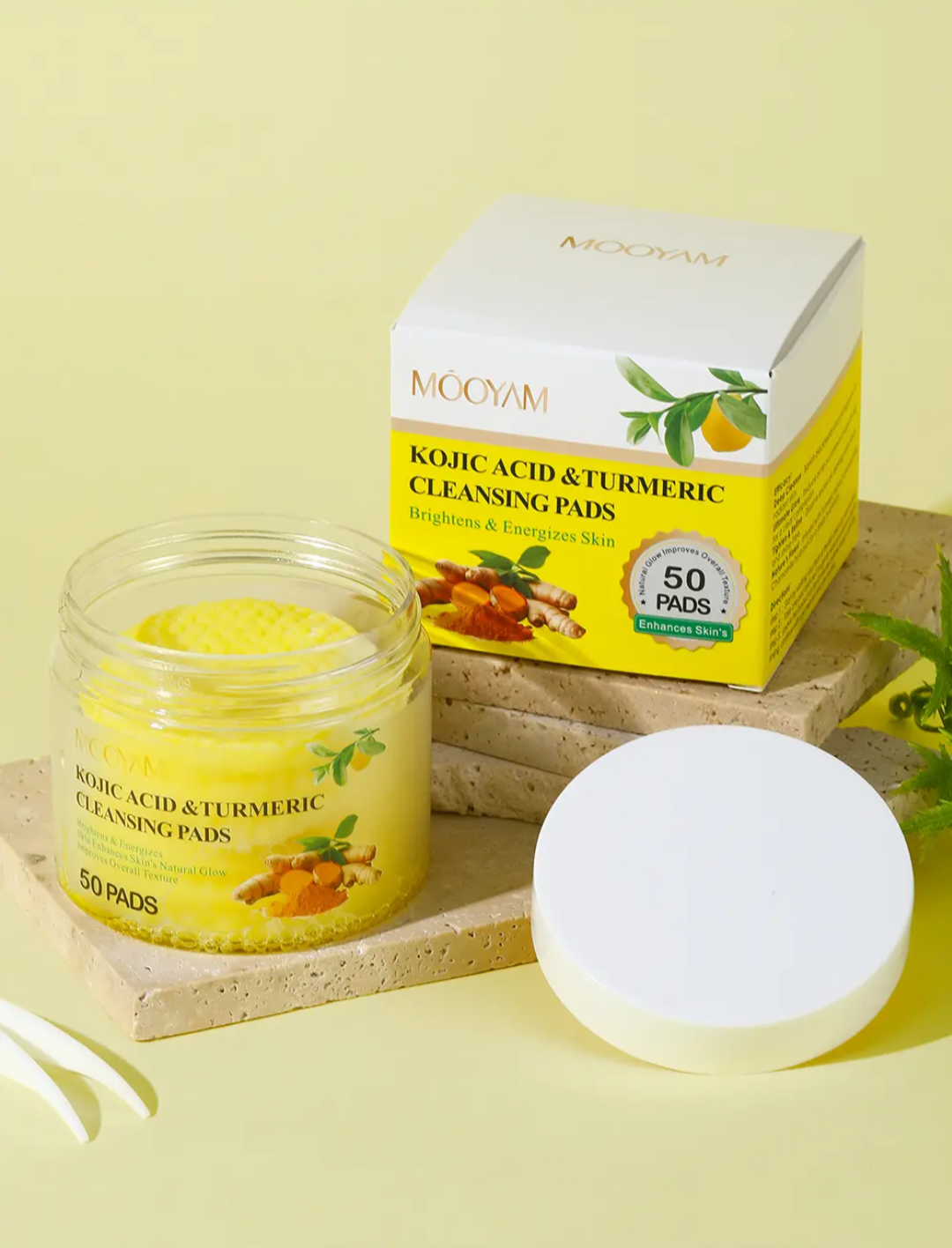 MOOYAM KOJIC ACID & TURMERIC CLEANSING PADS (50 PADS) ...BRIGHTENING EXFOLIATING FACE SCRUB PADS FADES ACNESCARS