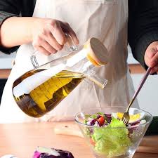 A 950ml oil jar is an essential kitchen accessory designed for convenient storage and precise pouring of cooking oils. Crafted from high-quality, food-grade materials such as thickened glass, stainles