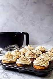 ChatGPT said:

A 12-hole cupcake tin is an essential bakeware item designed for creating evenly sized cupcakes and muffins. Made from durable metal, often carbon steel or aluminum, it provides excelle
