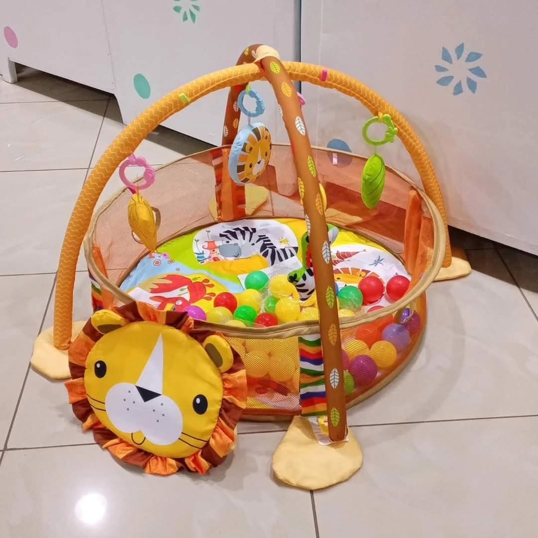 3-1 Portable Baby Play mat /Activity Gym/ball pit...comes with 40pcs kids playing Balls