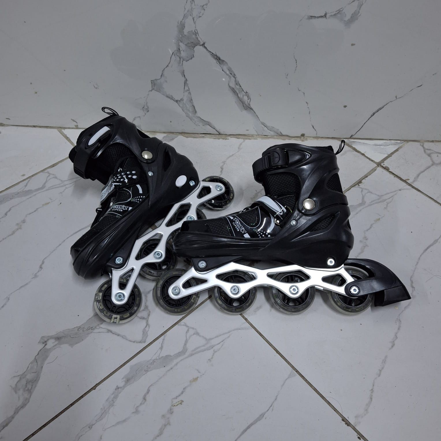 Adjustable Roller Skates Shoes. Large Size 38-42