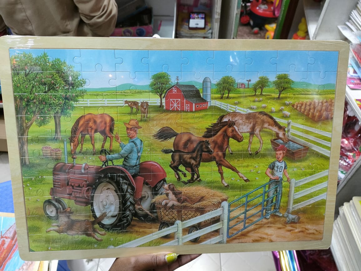 100pcs Cartoon Themed Kids playing Jigsaw puzzle Fun toy Develop focus and patience