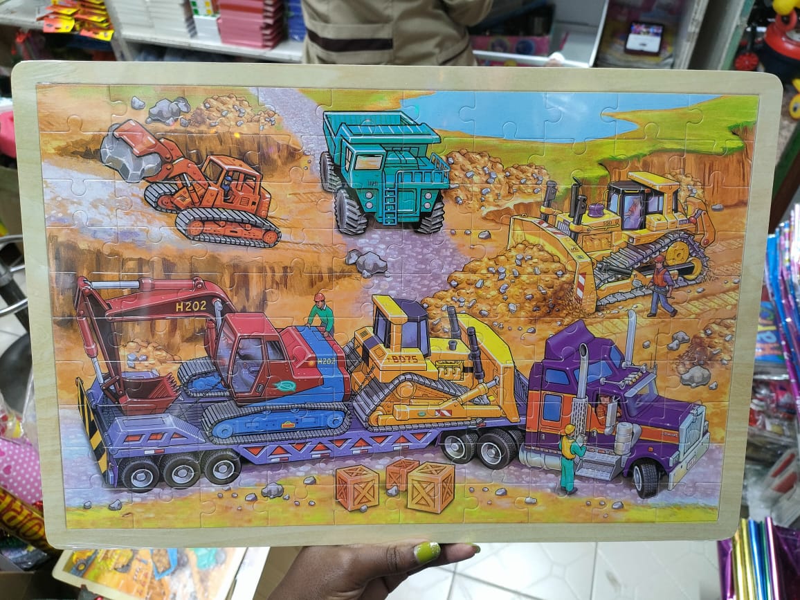 100pcs Cartoon Themed Kids playing Jigsaw puzzle Fun toy Develop focus and patience