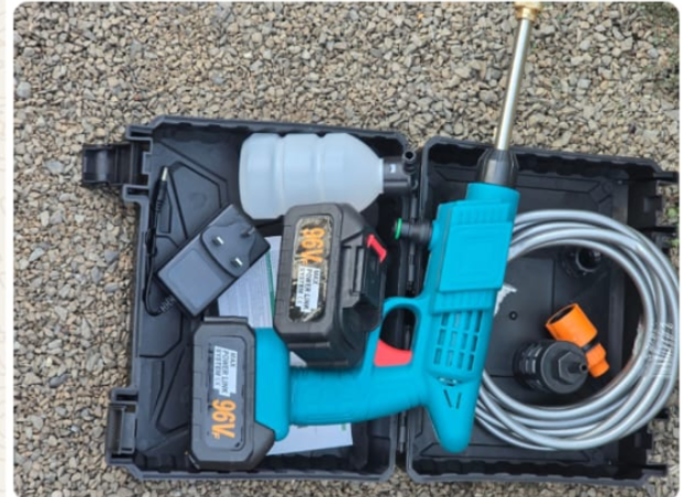 Makita cordless car wash machine