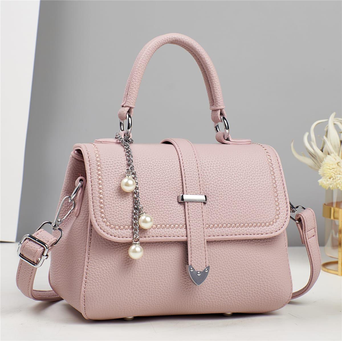 New Arrivals 🔥🔥🔥🔥🔥High Quality Sling Bags Ladies  handbags🥰🥰🥰 Very Cute and classic
