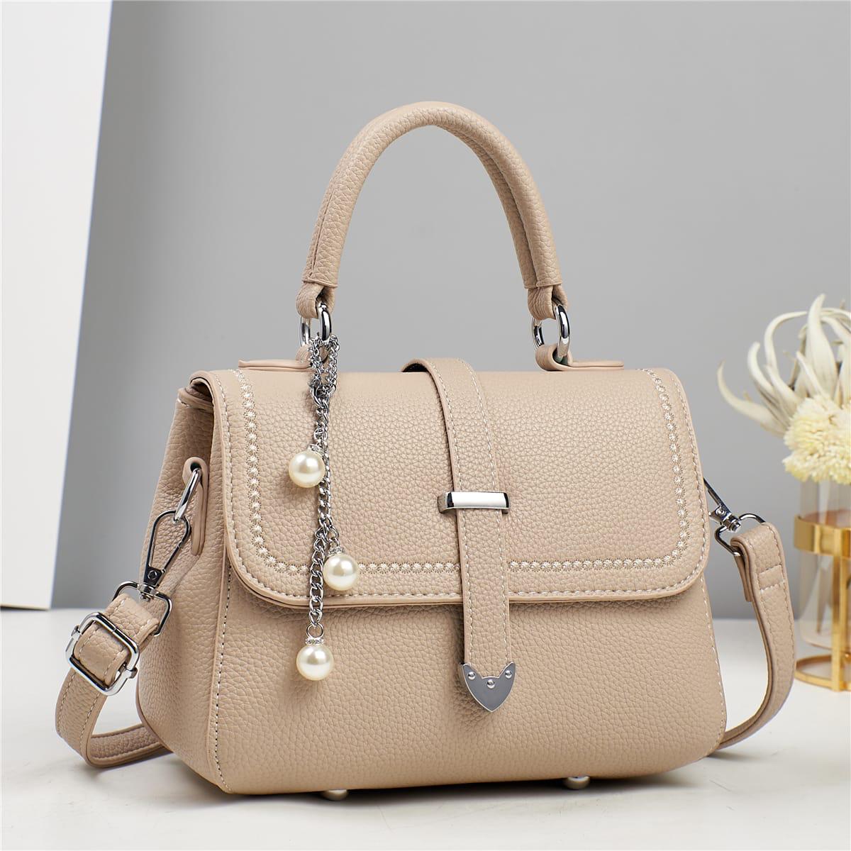 New Arrivals 🔥🔥🔥🔥🔥High Quality Sling Bags Ladies  handbags🥰🥰🥰 Very Cute and classic