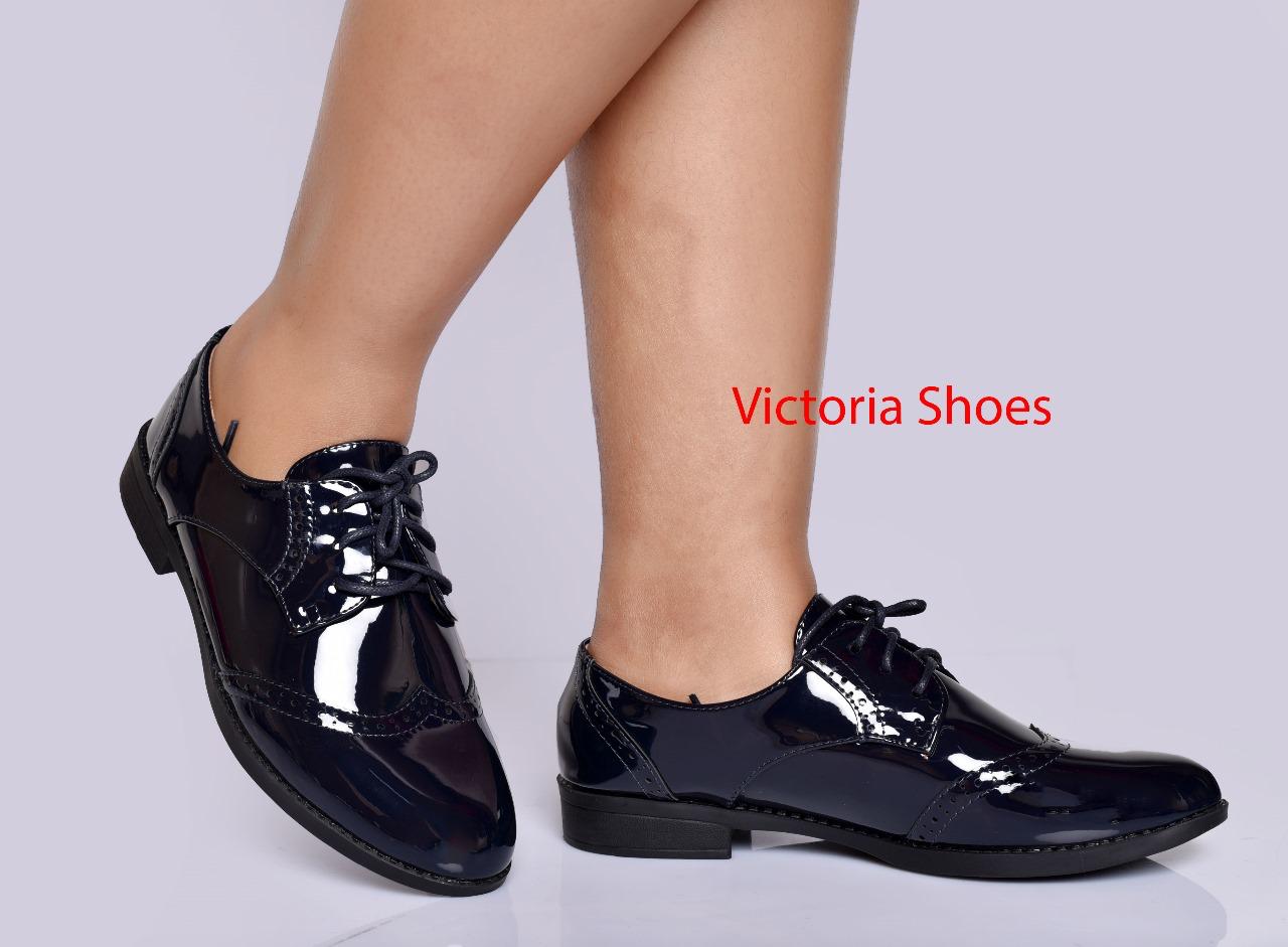 Trending Fashionable Brogues Victoria Women’s Classic Oxford Shoes – Gloss Finish