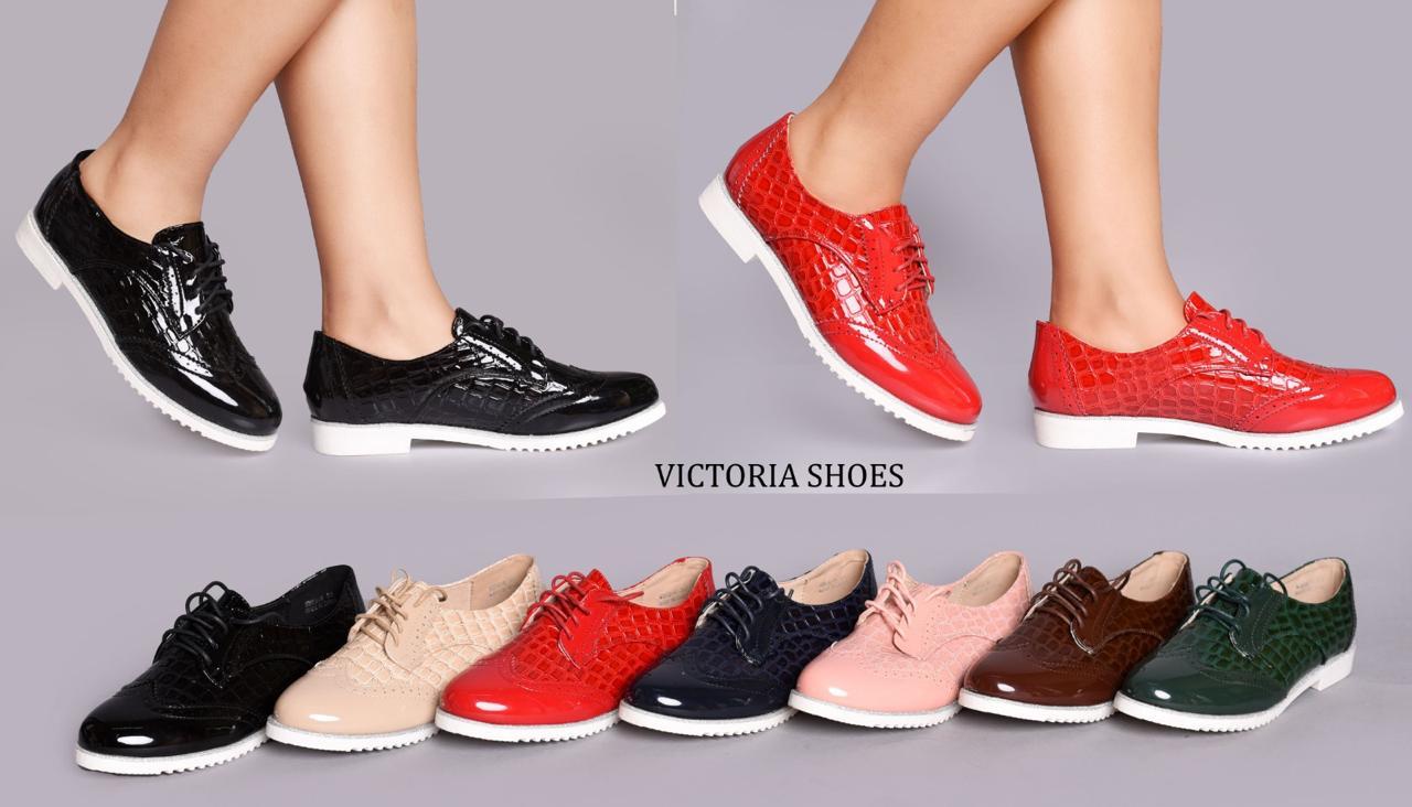 Trending Fashionable Brogues Victoria Women’s Classic Oxford Shoes – Gloss Finish