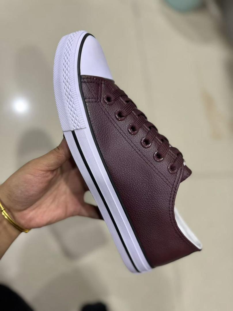 Offer price🔥🔥High quality Classy Leather Canvas Rubber Shoes🔥Premium Quality Material – durable and stylish finish.Comfortable Cushion Sole Breathable Design &Strong Grip Outsole