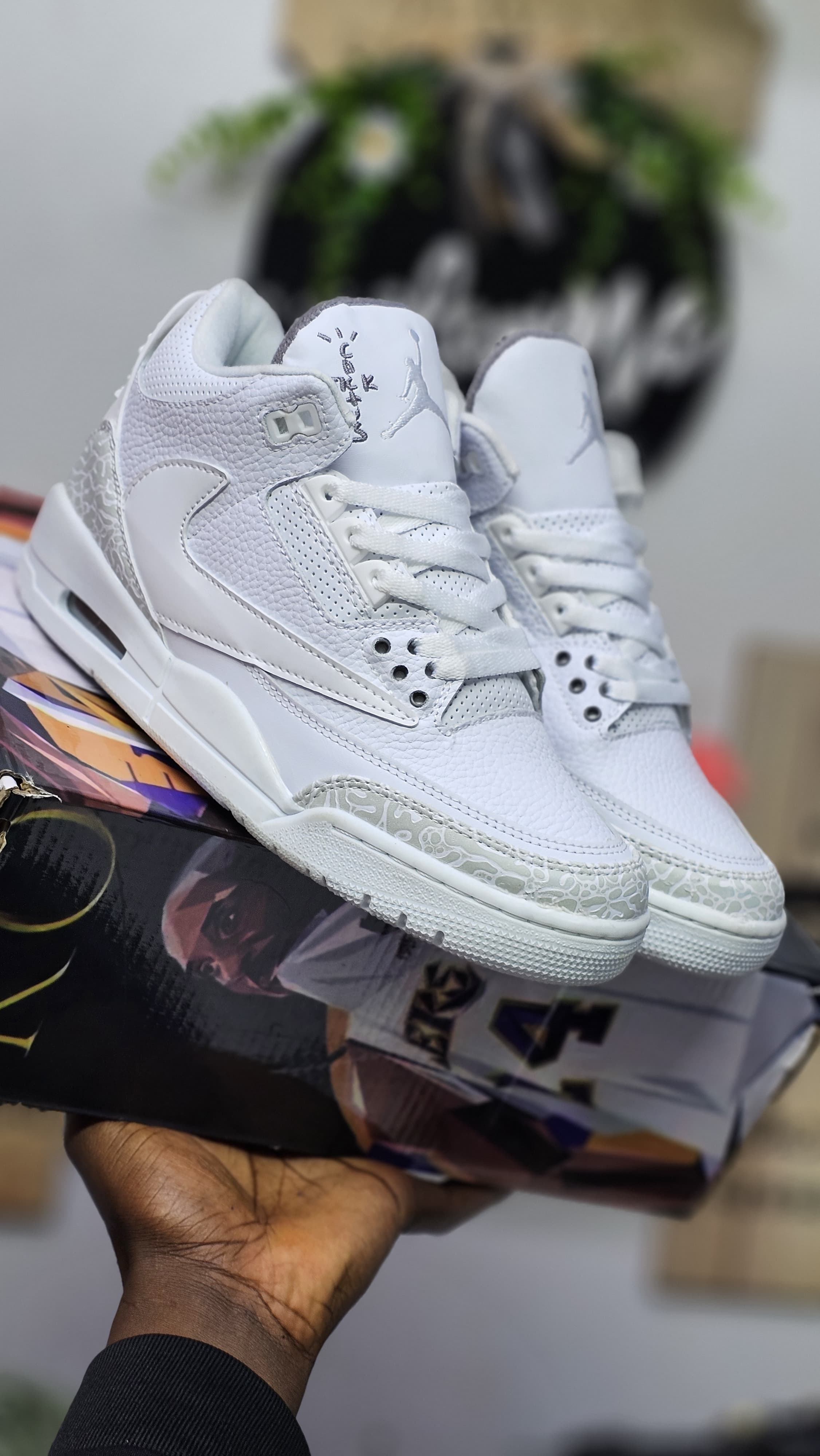 ⚡JORDAN 3 NEW ARRIVAL DESIGN 🔥High quality comfortable UNISEX sneakers😘all out fit matching cutest clasic all colours sneaker⚡⚡ all season wearing water proof sneakers/veryCUTE as pictured😘😘⚡