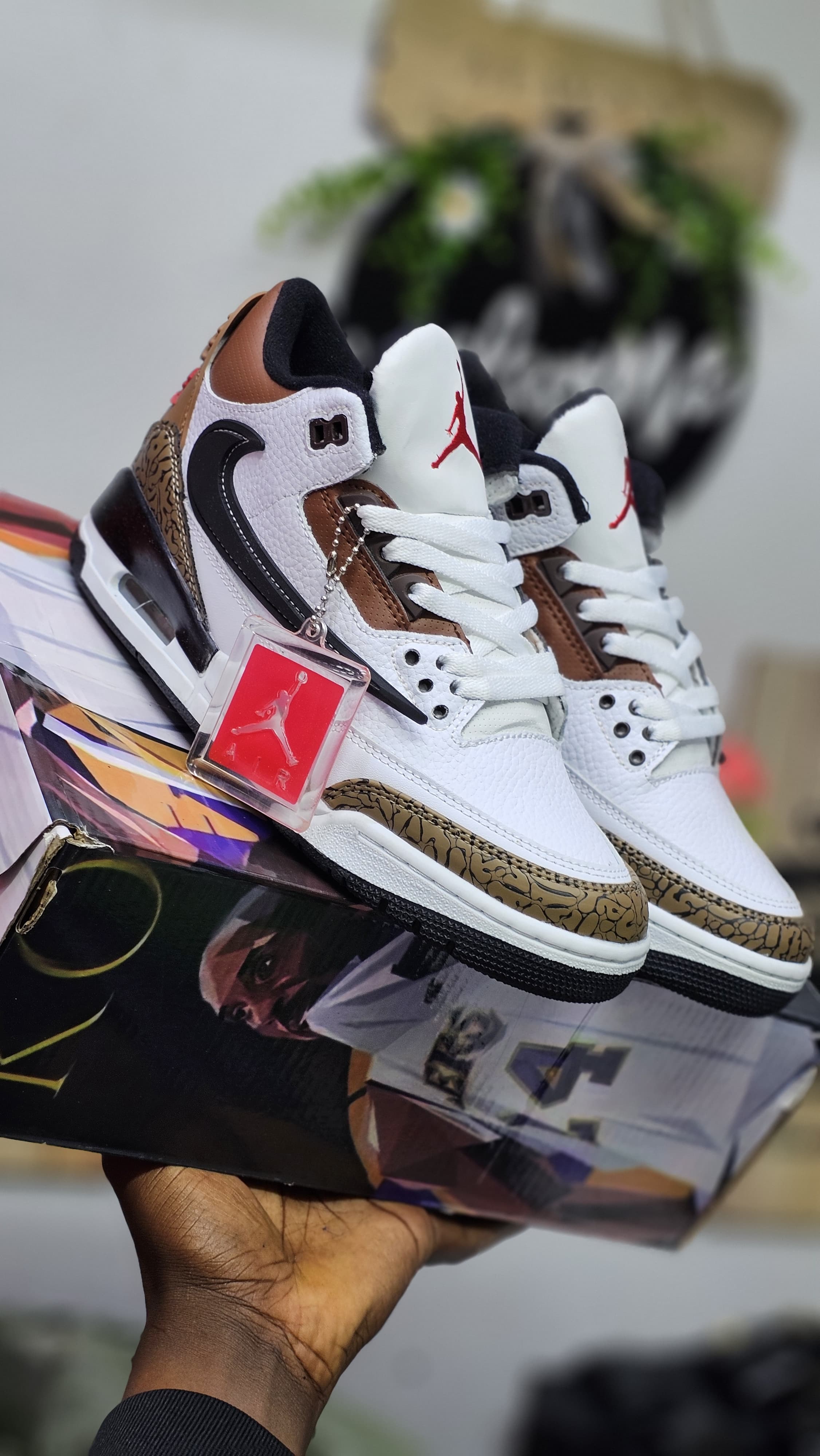 ⚡JORDAN 3 NEW ARRIVAL DESIGN 🔥High quality comfortable UNISEX sneakers😘all out fit matching cutest clasic all colours sneaker⚡⚡ all season wearing water proof sneakers/veryCUTE as pictured😘😘⚡