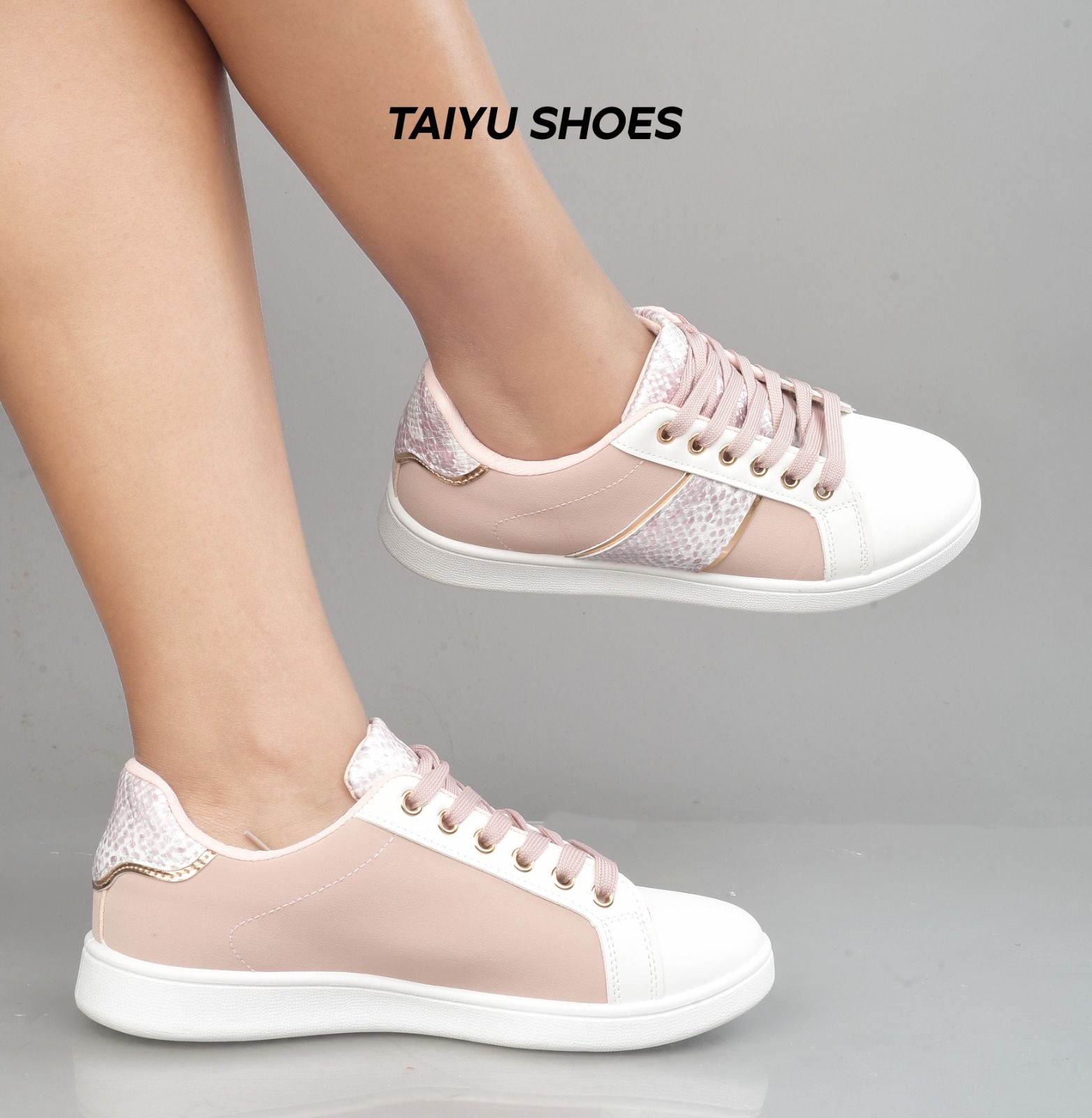 ⚡NEW ALERT  WOMEN'S SNEAKERS❤‍🔥 cute fashionable and classic sneakers🔥 available⚡💫🔥 all colors and sizes are available walk🔥⚡ smart with comfort with this FASHINABLE CLASSIC sneakers⚡