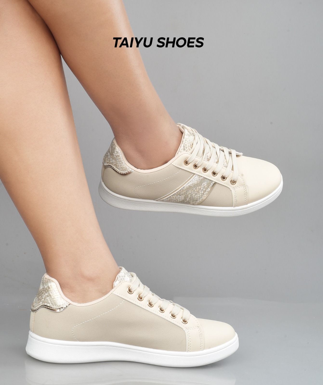 ⚡NEW ALERT  WOMEN'S SNEAKERS❤‍🔥 cute fashionable and classic sneakers🔥 available⚡💫🔥 all colors and sizes are available walk🔥⚡ smart with comfort with this FASHINABLE CLASSIC sneakers⚡