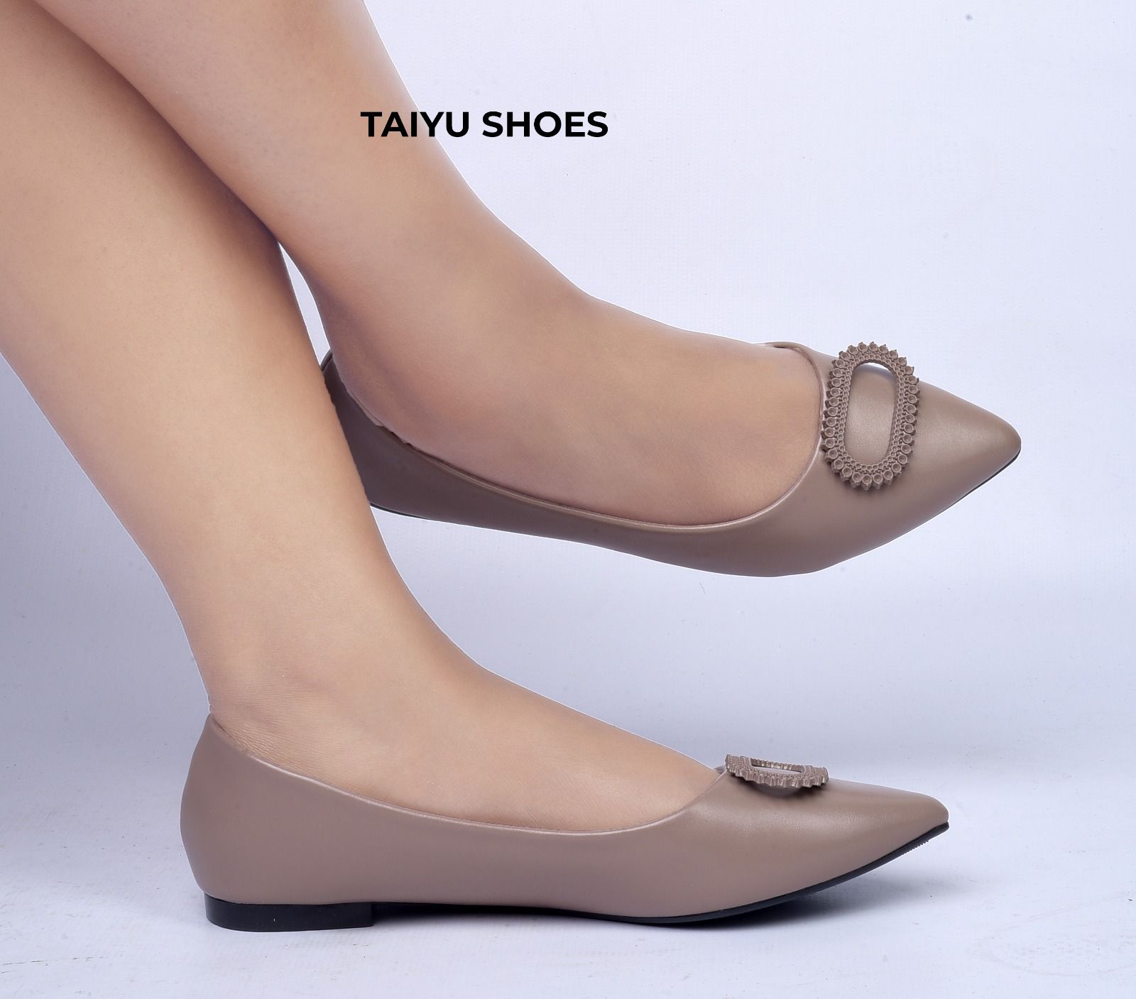 TAIYU ⚡Flats NEW ALERT  WOMEN'S FLAT SHOES❤‍🔥 cute fashionable and classic flats🔥 all colors and sizes are available walk🔥⚡smart with comfort with this fashion CLASSIC flats shoes very cute❤‍🔥⚡