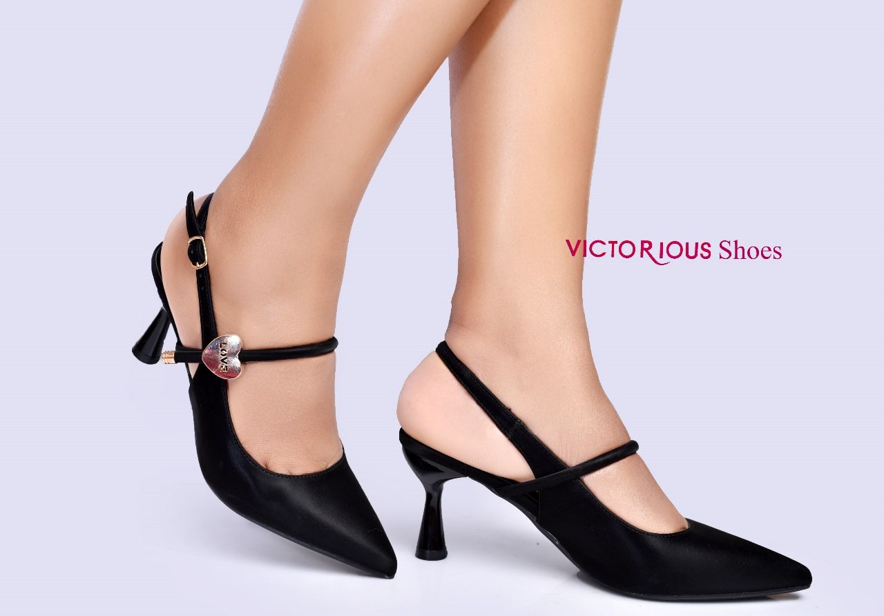 ⚡NEW IN STOCK VICTORIOUS High quality Classic ladies heels very cute and elegant style up your steps with these new heels  made with breathable material for durability BLACK WHITE BLUE CREAM ETC💯