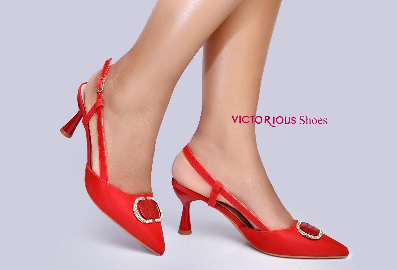 ⚡NEW ALLIVAL VICTORIOUS High quality Classic ladies heels very cute and elegant style up your steps with these new heels  made with breathable material for durability BLACK WHITE BLUE CREAM ETC💯