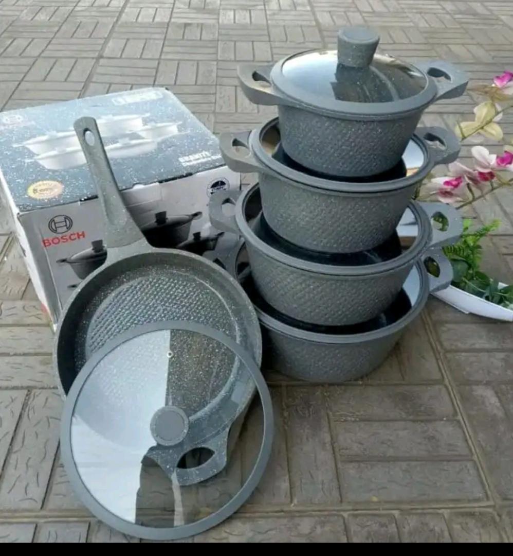 BOSCH 11PIECE NON STICK GRANITE  COOKWARE SET WITH SILICON LEAD.MODERN KITCHEN NON STICK COOKING POTS.
