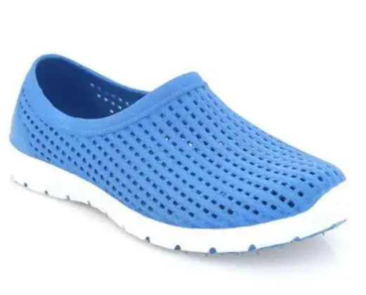 Bata rubber sandak closed shoes .breathable sandals for all occasions