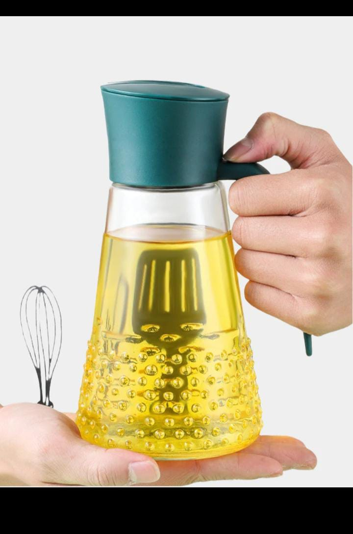 🟢⚫ 630ml Oil Jar – Stylish Glass Dispenser for Kitchen Use (Green & Black) – Ksh 1,099 [Promo Price] 🍳 Stylish Oil Storage | 💧 Spill-Free Pour