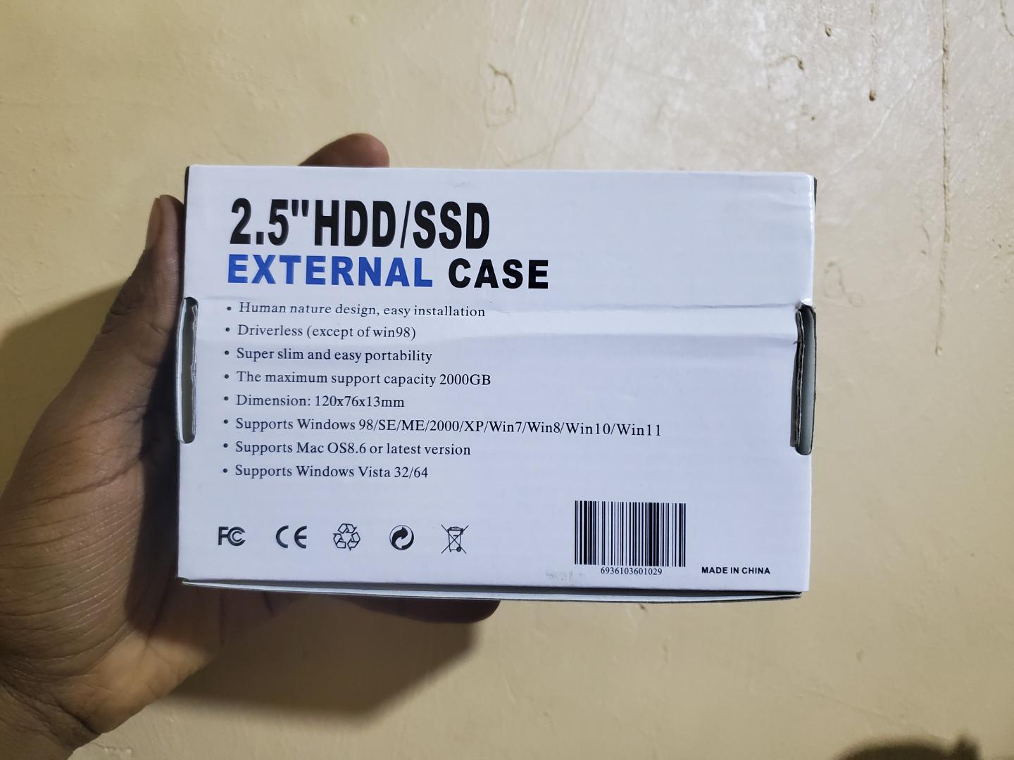 2.5" HDD/SSD External Case – Tool-Free USB Enclosure for SATA Drives | Plug & Play 💻 Plug & Play | 🔁 Reuse Old Drives | 🧳 Portable & Travel-Friendly – Ksh 599