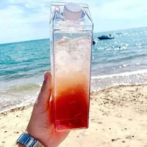 🟡 Multi-Purpose Fridge Space Saver Bottle – 1.5L Acrylic Storage for Milk, Juice, or Water | Leakproof + BPA-Free – Ksh 932