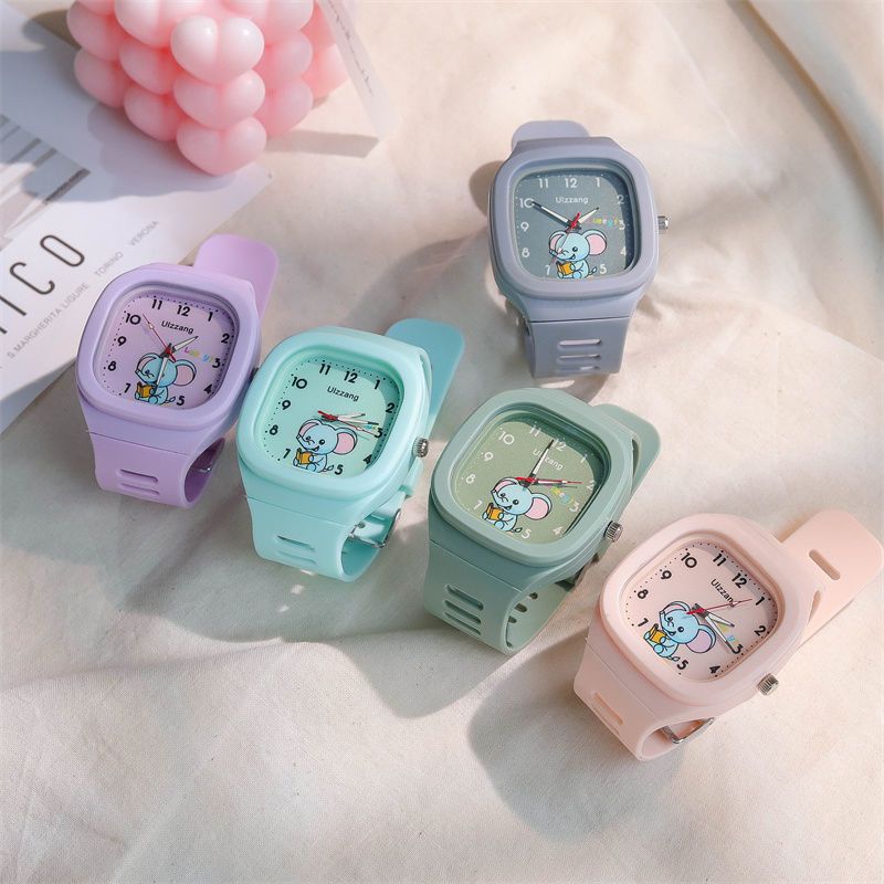 Creative Children's Watch Women's 2025 Silicone Strap Primary Secondary School Students Watch Cute Elephant Quartz Watch