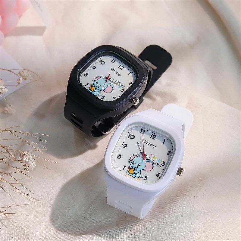 Creative Children's Watch Women's 2025 Silicone Strap Primary Secondary School Students Watch Cute Elephant Quartz Watch