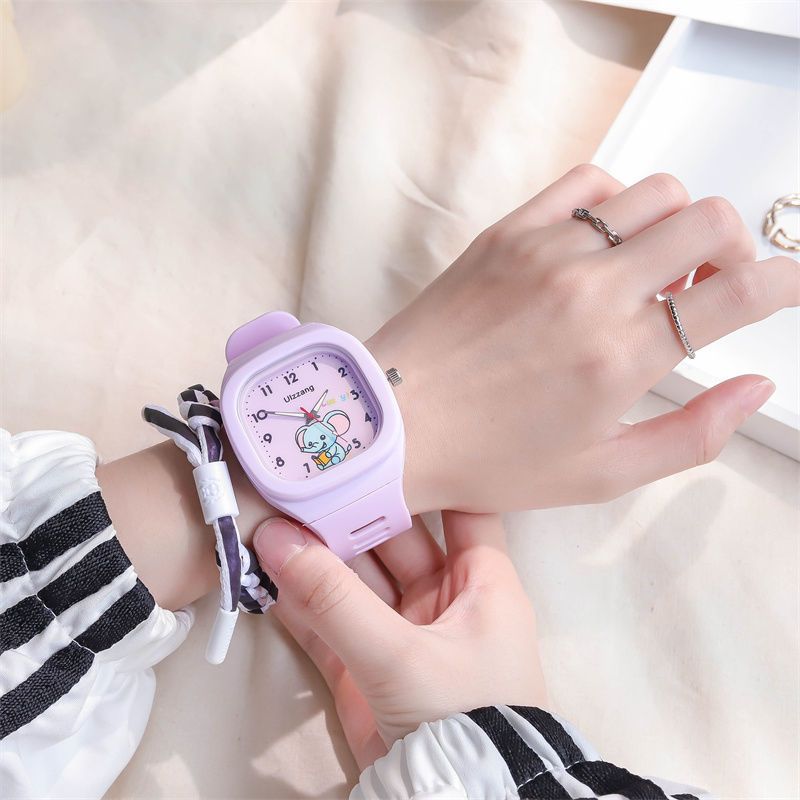 Creative Children's Watch Women's 2025 Silicone Strap Primary Secondary School Students Watch Cute Elephant Quartz Watch