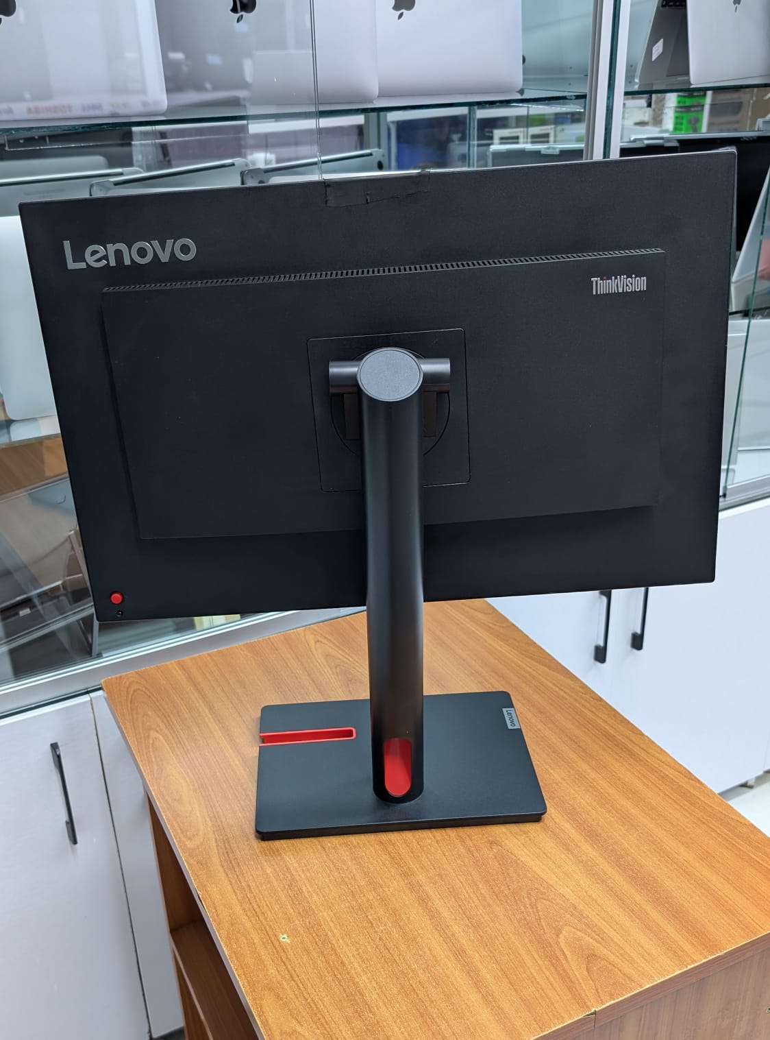 LENOVO T241L - 20 24 INCH LCD E.E / HDMI EDGE TO EDGE SCREEN MONITOR @ KSHS  14999