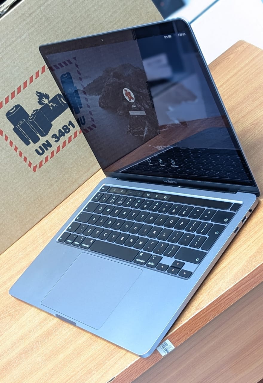 MACBOOK PRO 2020 INTEL CORE i 7 16GB RAM 500GB SSD