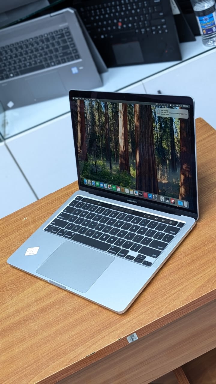 MACBOOK PRO M1 2020 13''INCH 8GB RAM 500GB SSD @KSHS 97,999