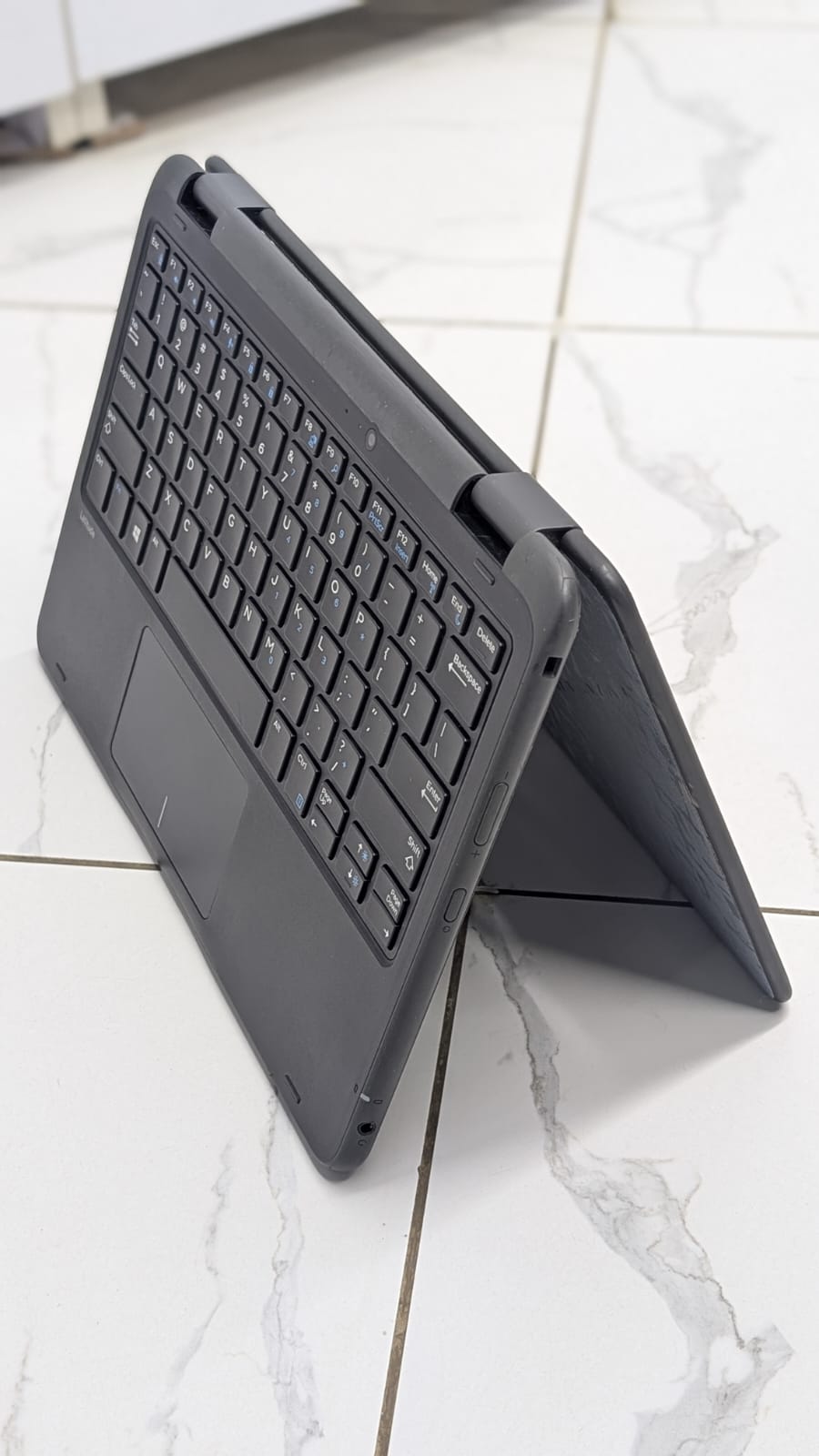 DELL LATITUDE 3189 X360 INTEL CELERON 4GB RAM 128GB SSD TOUCHSCREEN