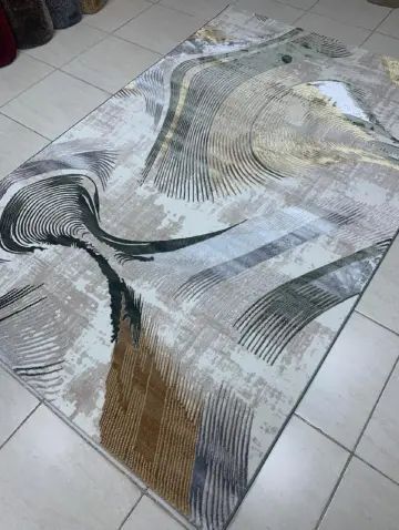 Classy warm sweepable Verona carpet