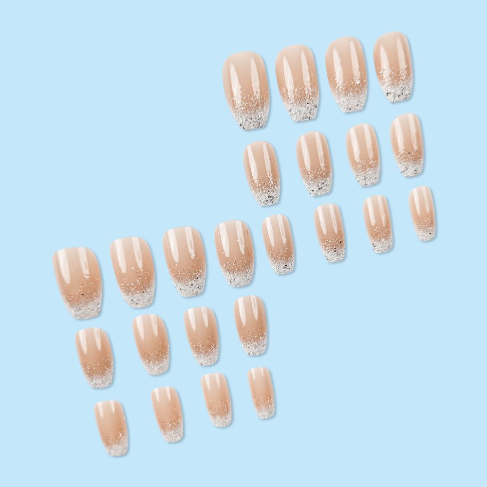 Hot-selling ballet-style nail art decals in Europe and America. Glittering white gradient nail stickers. Sophisticated and simple wearables for nails.
