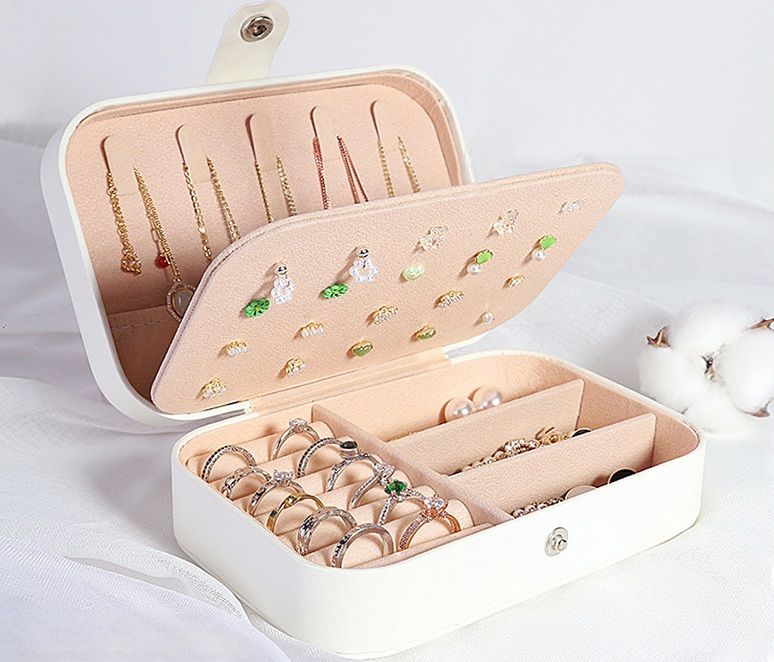 Portable jewelry storage box, including necklaces, rings, earrings, double-layer household jewelry box，Aesthetic Home Decor for Bedroom, Bathroom & Kitchen