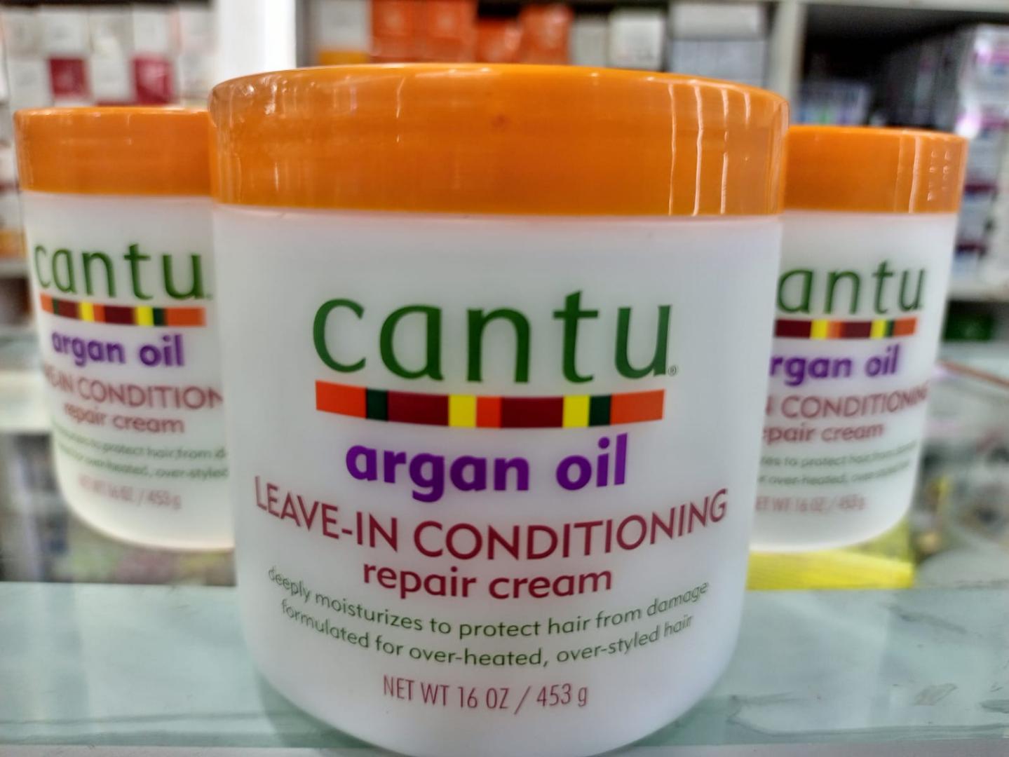 Cantu Leave-In Conditioner is a moisturizing hair treatment that helps repair, soften, and protect dry or damaged hair, especially for curly or textured hair types.
