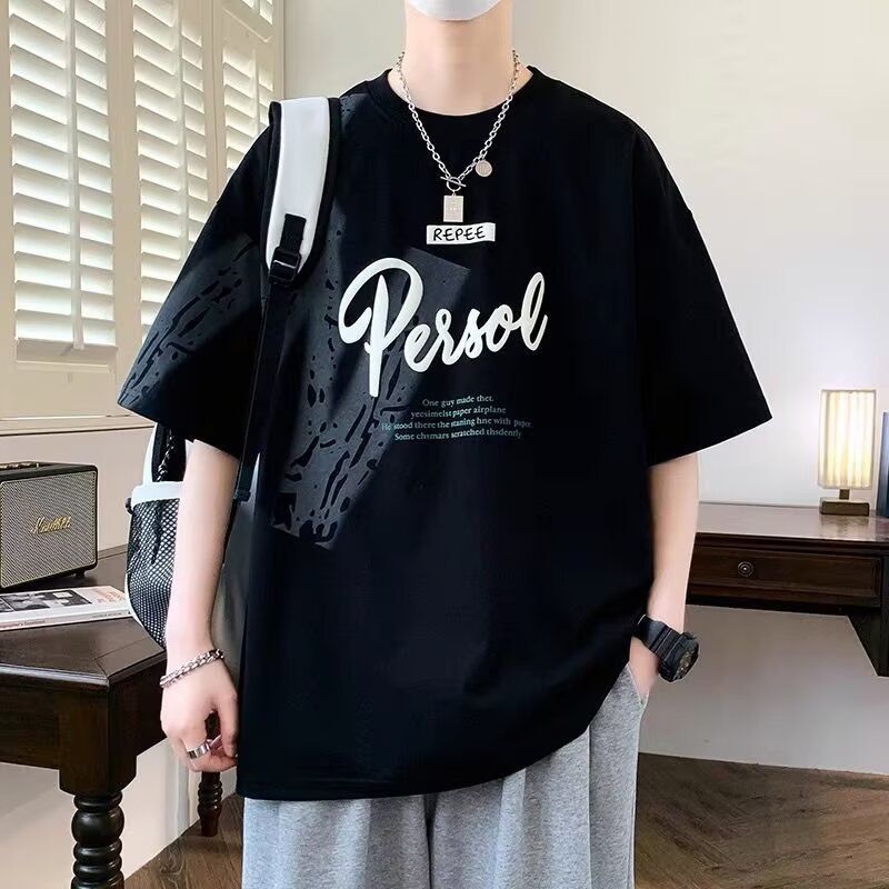 Teenagers summer new short-sleeved T-shirts boys and students loose handsome ice silk short sleeves.