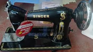 Singer Classic Manual Sewing Machine with Hand Wheel, Durable Heavy-Duty Tailoring Machine Head for Home & Professional Use, Straight Stitch Mechanical Sewing Machine for Fabrics & Repairs