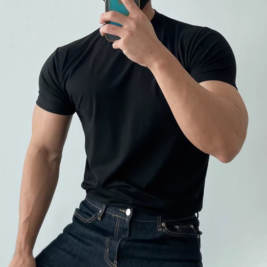 Hot selling European plus British yuppie short sleeved men's t-shirt, slim fit and muscle enhancing suit for interior wear