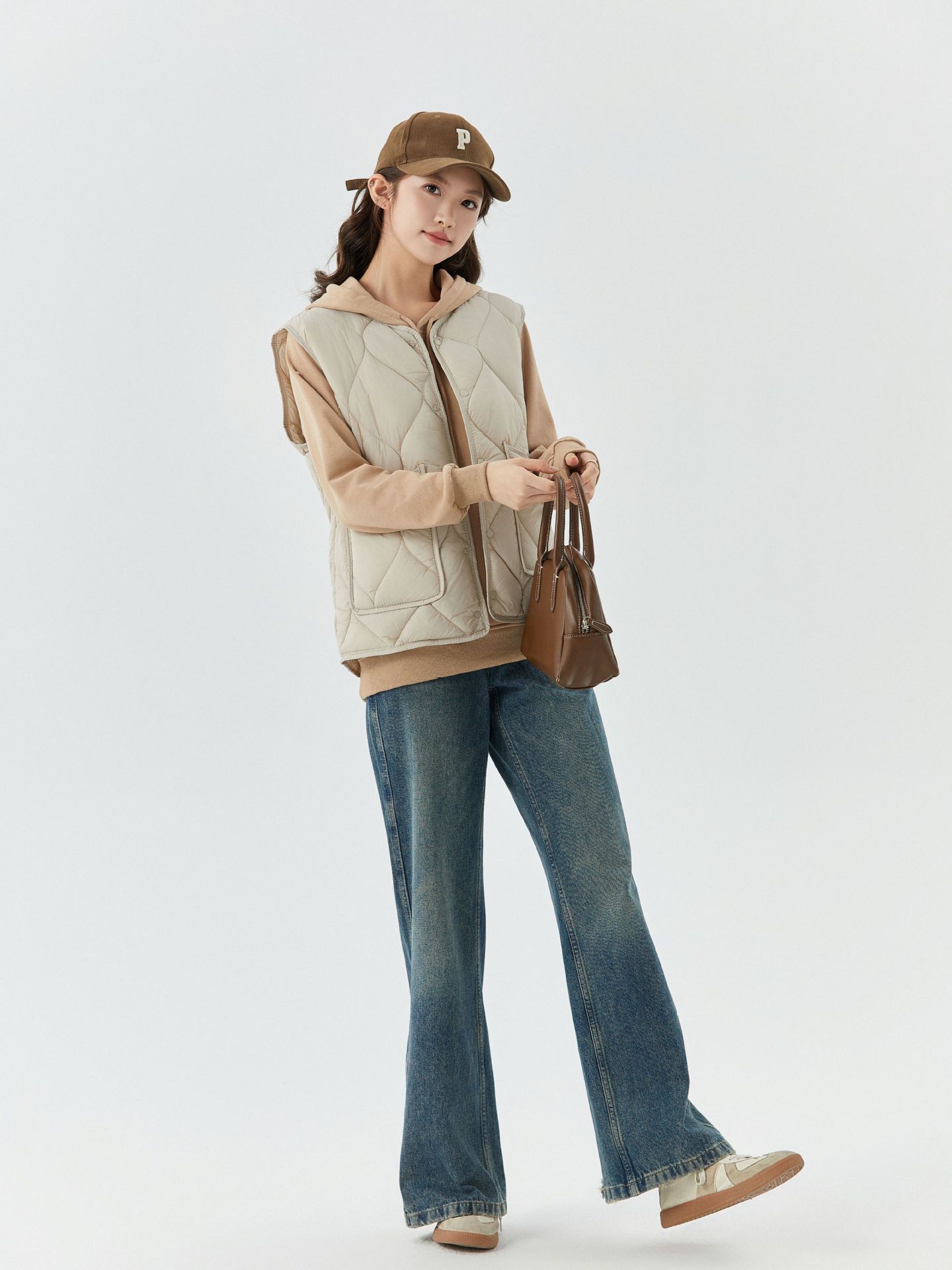 Ladies' warm, enlarged and thickened, flannel inner layer, camisole, women's style, lamb wool, buttons, casual cotton vest for outer wear