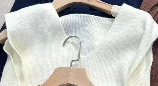 Solid color knit, women's vest, new style, loose outer layer, layered lace up, pullover and camisole, Amazon bestseller