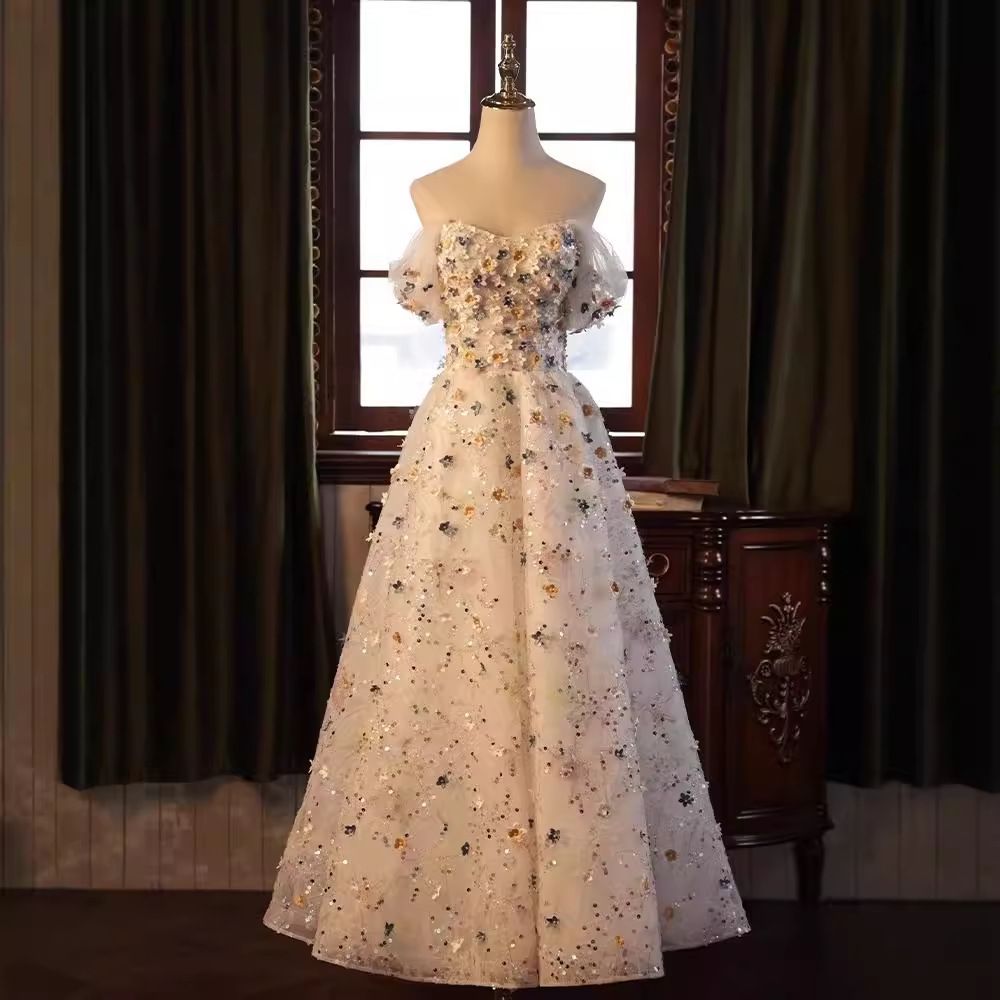 Starry strapless dresses, floral evening gowns with a high-end feel, new styles for birthdays, parties, hosting, coming of age ceremonies, dresses for autumn