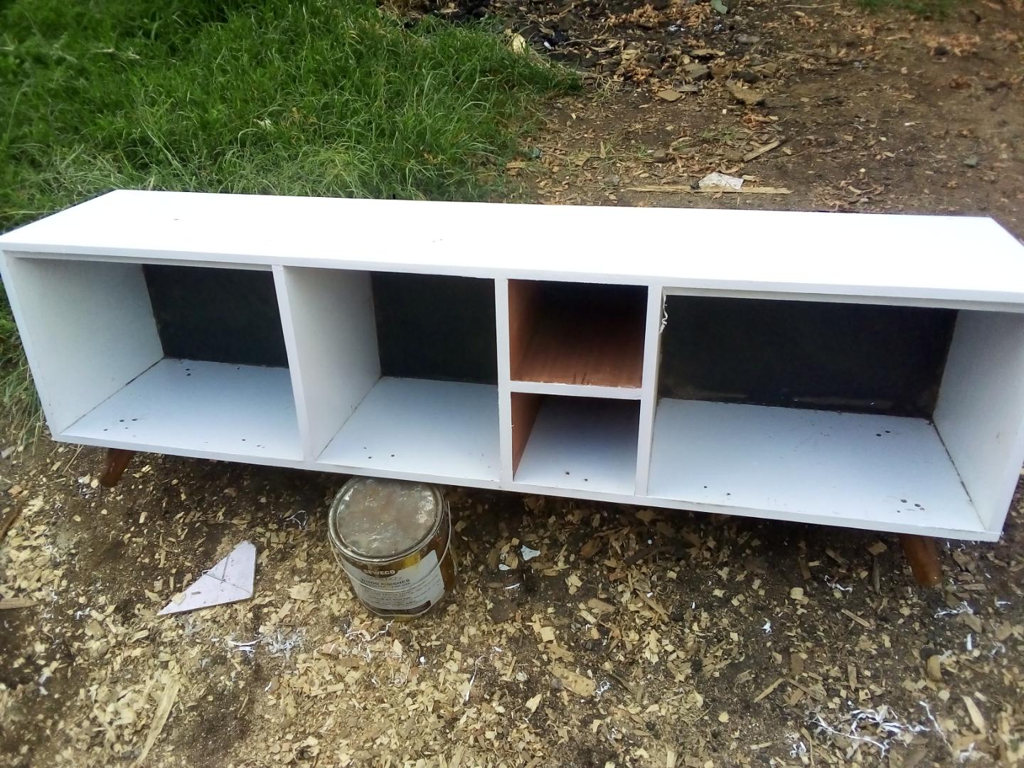 single simple TV stand